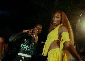 Ms Banks & Zinoleesky